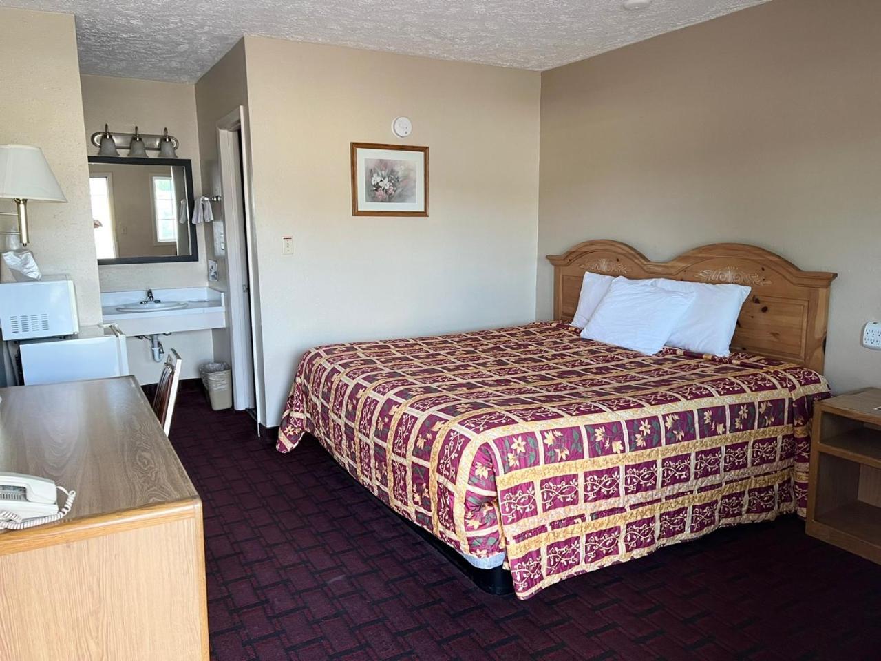Economy Inn Mccook Extérieur photo