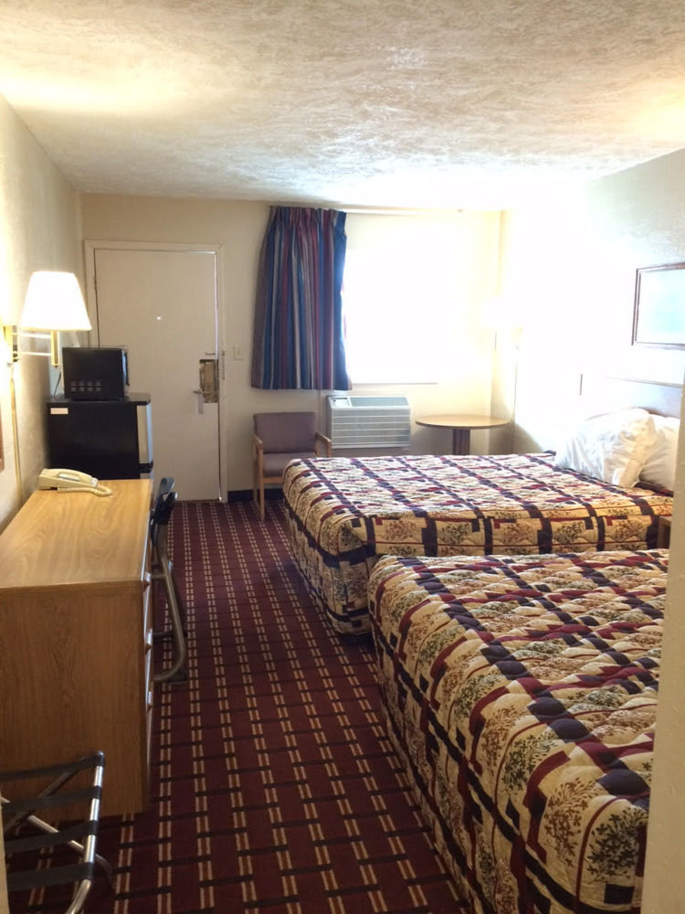 Economy Inn Mccook Extérieur photo