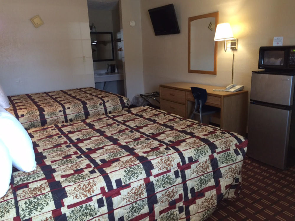 Economy Inn Mccook Extérieur photo
