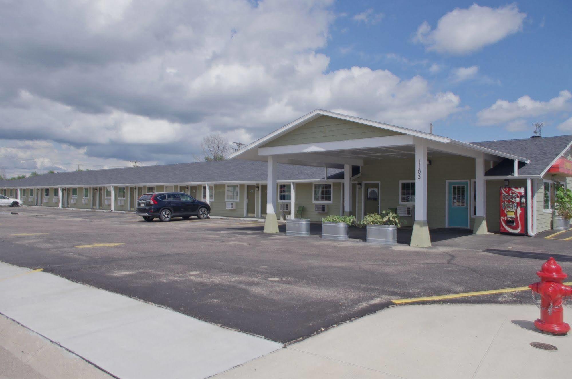Economy Inn Mccook Extérieur photo